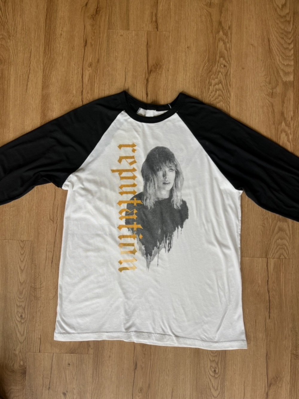 Taylor Swift Reputation Stadium Tour Raglan Baseball Tee Shirt Black White XL